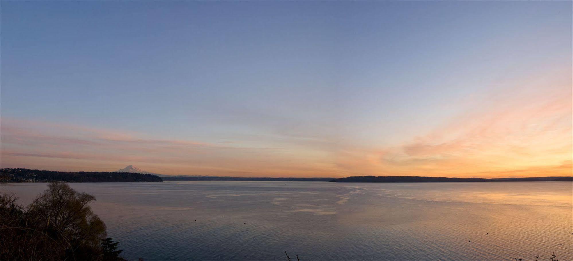 Three Tree Point Bed And Breakfast Burien Dış mekan fotoğraf
